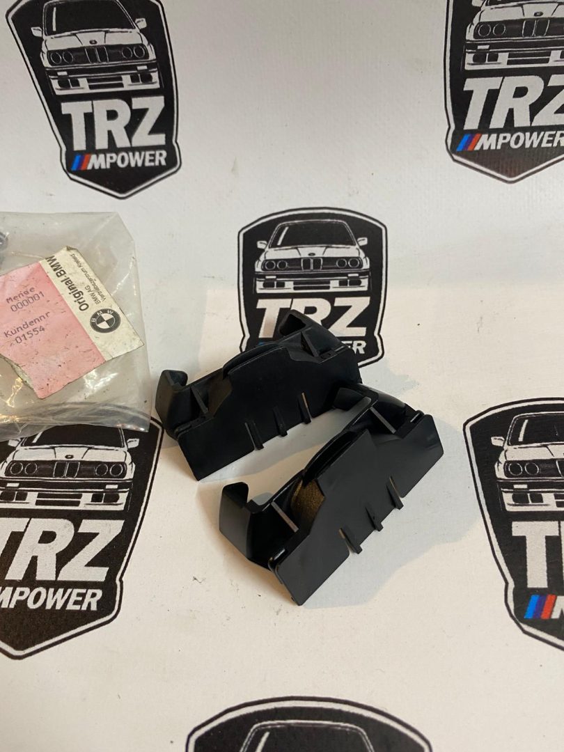 BMW E30 E32 E34 E36 E38 Yakıt Depo Kapağı Tutucusu